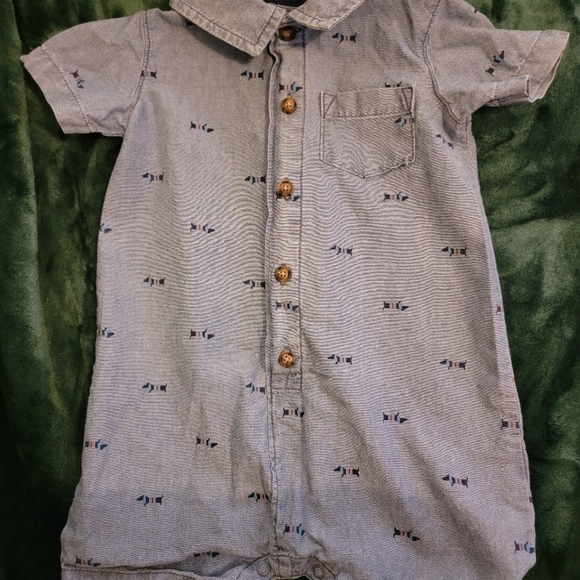 Carter's size 24M baby boy Romper - Picture 1 of 3